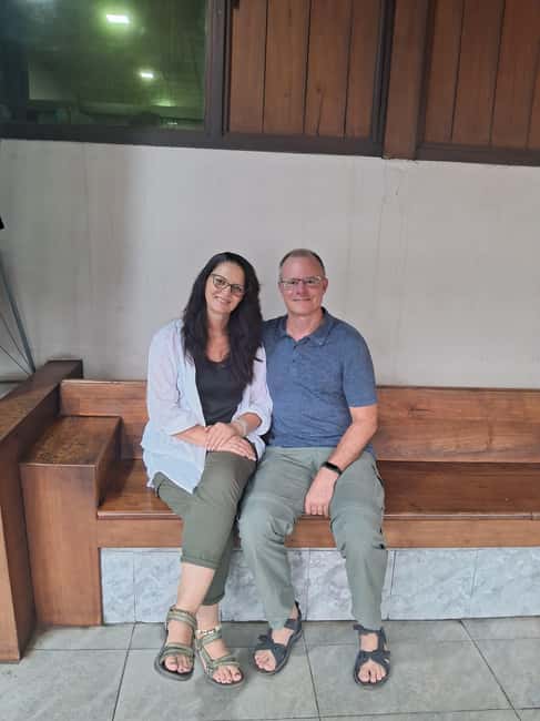 Colombo: Private City Tour by Tuk tuk - All Inclusive - Floating Market and the Beira Lake temple circuit