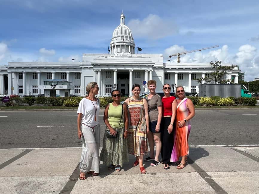 Colombo: Private City Tour by Tuk Tuk with Hotel Pickup - Gangaramaya Temple: faith, art, and a quick first impression