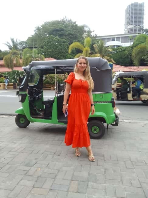 Colombo: Private City Tuk-Tuk Tour with Local Guide & Pickup - Price and what you get for the $30