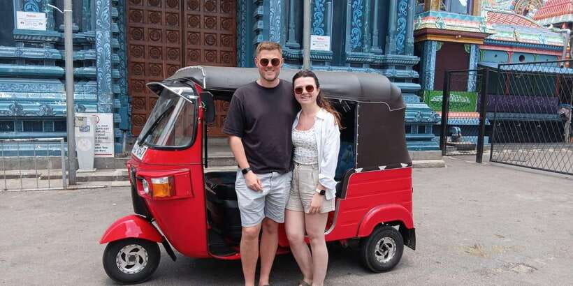 Colombo Private Guided City Tour by Tuk Tuk - All Inclusive - Pettah Floating Market and Pettah Market: The Real Shopping Street Lesson