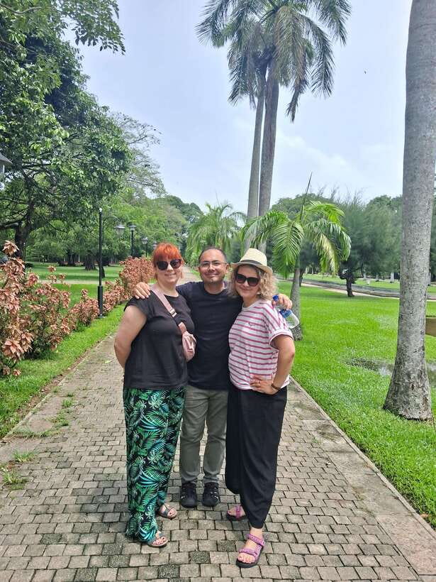 Colombo: Private Guided Tuk Tuk City Tour with Hotel Pickup - Key Highlights