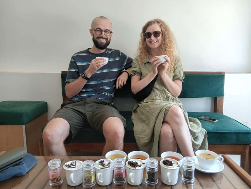 Colombo: Tastiest Local Food Tour by Tuk-Tuk Meals Included - Galle Face Green Tea Break: Isso Wade and Ceylon Black Tea