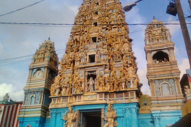 Colombo to Kandy Shuttle with Dambulla Sightseeing Tour - Golden Temple of Dambulla: the World Heritage cave temple stop