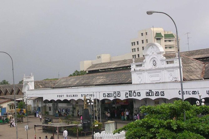 Colombo to Kandy Train Tickets (Reserved Seats) - Picking the Train Time: 7:00 am vs 3:30 pm