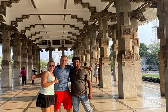 Colombo Tuk Tuk City Tour - Port Gate 1A and hotel pickup: the logistics that make or break the day