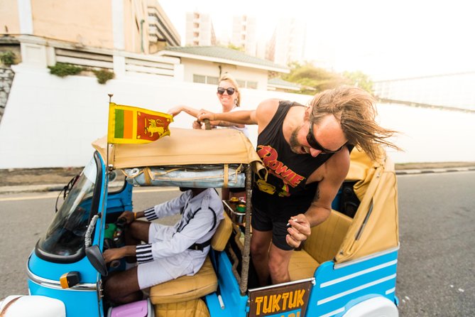 Colombo Tuk Tuk Safari - Pettah Floating Market: where the snack quest gets real