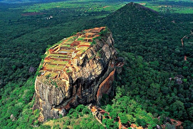 Day Tour from Colombo to Sigiriya, Dambulla & Polonnaruwa - Key highlights at a glance