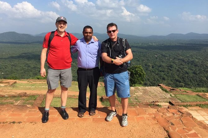 Day Trip to Sigiriya & Dambulla from Colombo - Practical tips to make the climb easier and the art more enjoyable