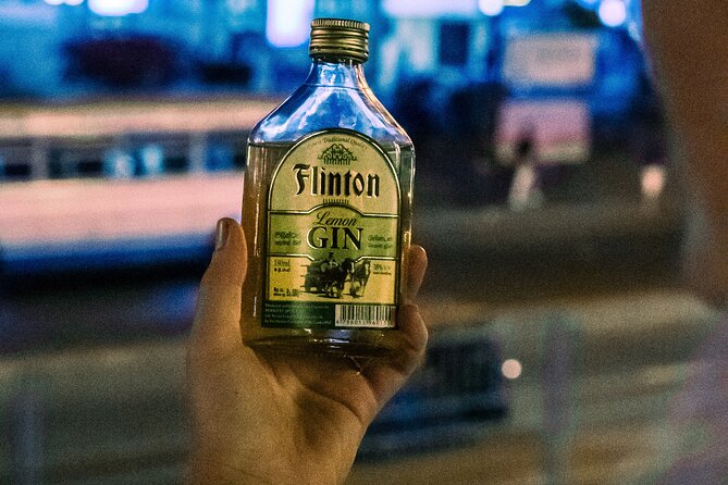 Dodgy Bar Tour in Colombo - Pettah Market stop: navigating the street energy while you sip