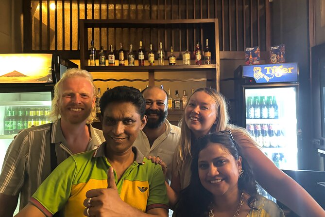 Dodgy Bar Tour in Colombo - What you actually get: local spirits, finger food, and bottled water