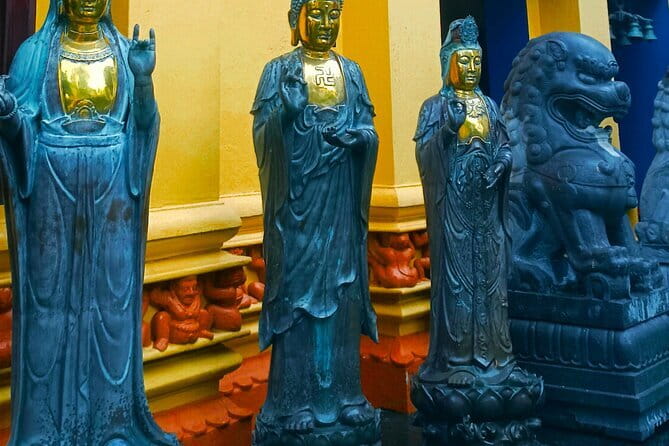 Explore Colombo City Highlights in a Private Tuk Tuk - Colombo Fort Clock Tower and the quick history stops