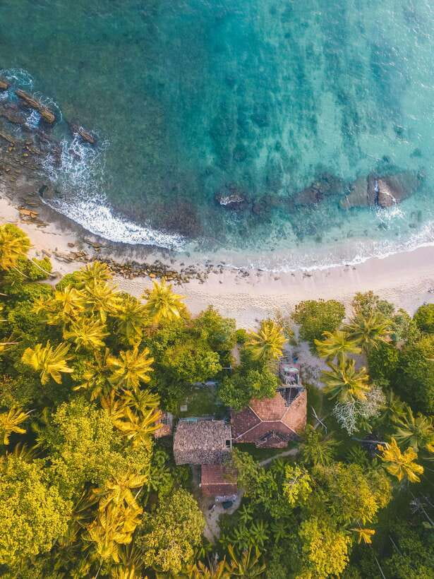 Explore the MAGIC of Sri Lanka in 7days -4 Star hotels Incl. - Day 1: Pidurangala rock climbing and settling into Fresco Water Villa