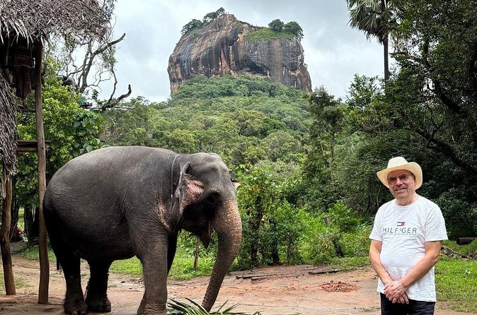 Explore Wonders of Sri Lanka 7 Days Private Tour - Whales, Galle Dutch Fort, Jungle Beach, and sea turtles in one coastal finale