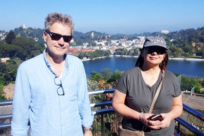 Fabulous 6 Days in Sri Lanka by Mahaweli from Colombo - Nuwara Eliya City Time and Gregory Lake Before the Train to Ella
