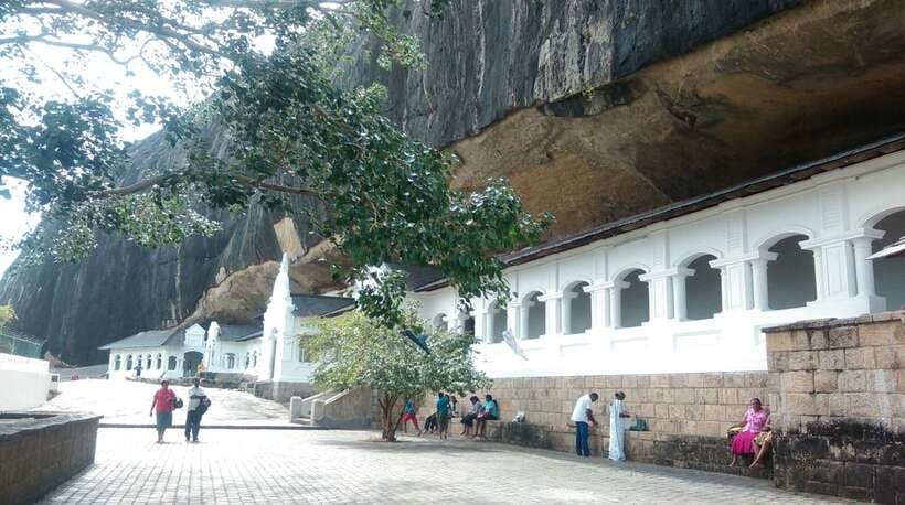 From Colombo: All Inclusive Sigiriya, Dambulla &Village Tour - What to Watch For: Tips, Extra Stops, and Getting Back Late