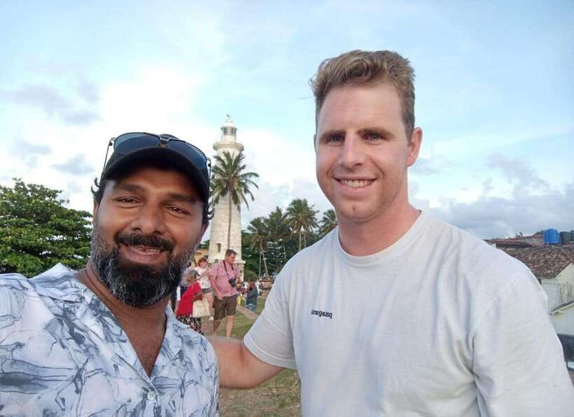 From Colombo/Negombo: Galle, Madu River, and Turtle Hatchery - Unawatuna lunch break and the stilt fishermen photo stop