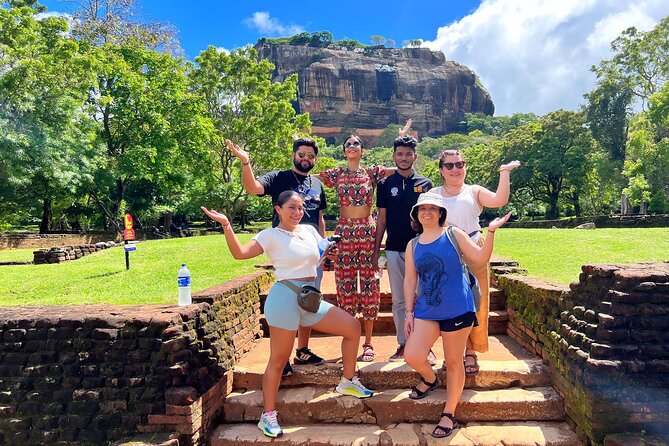 From Colombo to Sigiriya Fortress, Dambulla & Minneriya Safari - Key things that make this tour work