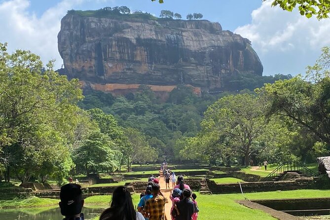 From Colombo to Sigiriya Fortress, Dambulla & Minneriya Safari - Price and logistics: the $75 that needs a cost add-on