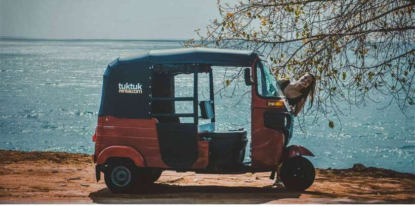 From Negombo: City Tour & Fishing Village Tour by Tuk-Tuk - Negombo Dutch Fort: Portuguese origins plus Dutch design logic