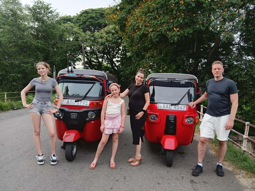 From Negombo: Colombo City Tour by Tuk Tuk with Hotel Pickup - Gangaramaya Temple: architecture details plus a practical ticket note