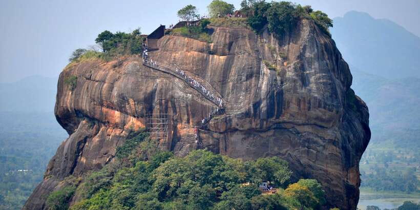 From Negombo: Sigiriya and Dambulla Day Trip and Safari - Sigiriya Lion Rock Climb: Steps, Stops, and the Mirror Wall Moment