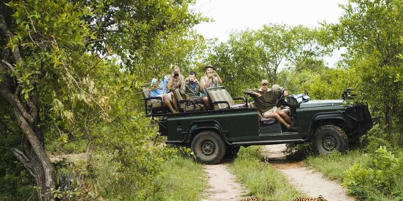From Negombo: Wilpattu National Park Safari Guided Day Tour - Practical Tips for Your Wilpattu Safari Day