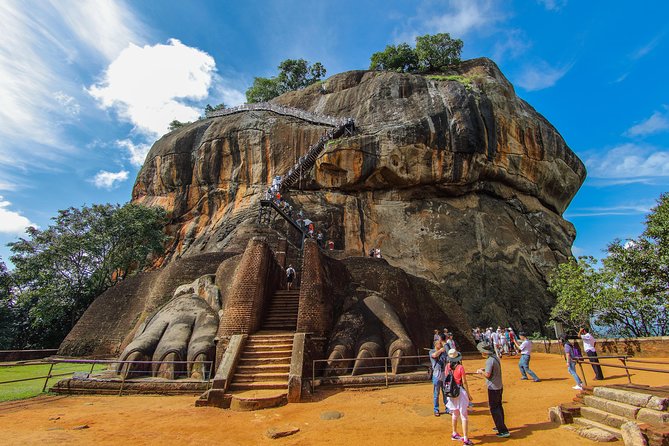 Full Day Tour to Sigiriya & Dambulla from Negombo - Morning Pickup From Negombo: the pace and the practical stuff