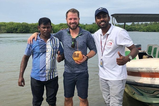 Fun and Scenic Negombo Tour by Tuk Tuk - Stop at Negombo Lagoon: Estuary Views and Fishermen Life