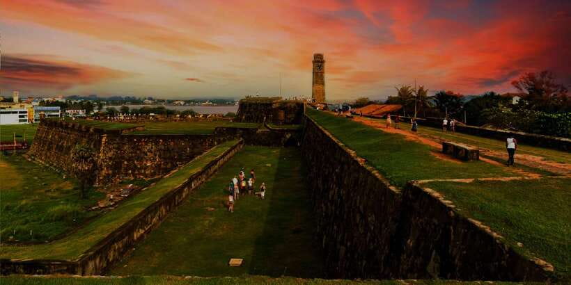 Galle and Bentota Day-Tour From Colombo - Galle Fort UNESCO: walking the ramparts at human speed