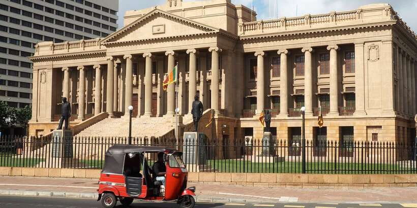 Guided Colombo Half-Day City Tour - Shopping Time at Lak Medura (30 Minutes): Convenience Over a Full Mall Trip