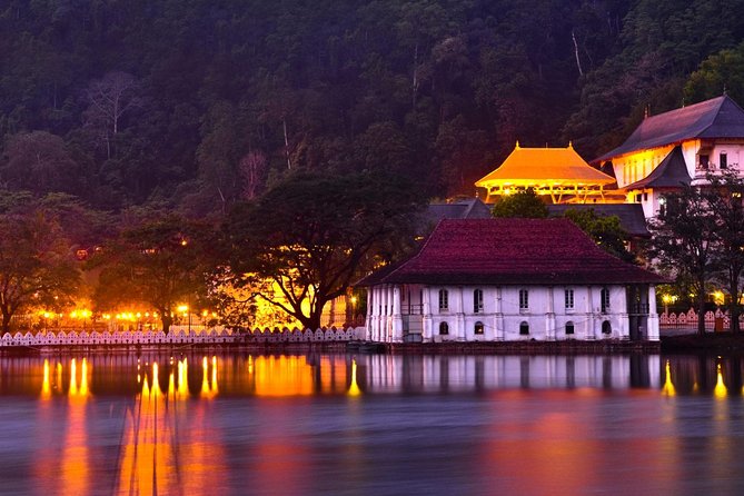 Kandy and Pinnawala Private Day Tour from Colombo/Negombo - Morning pickup and drive plan: starting early, staying sane