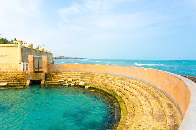 Multi Day Round Private Tour in Sri Lanka - Day 6: Stilts, Old Walls, and Galle Dutch Fort History