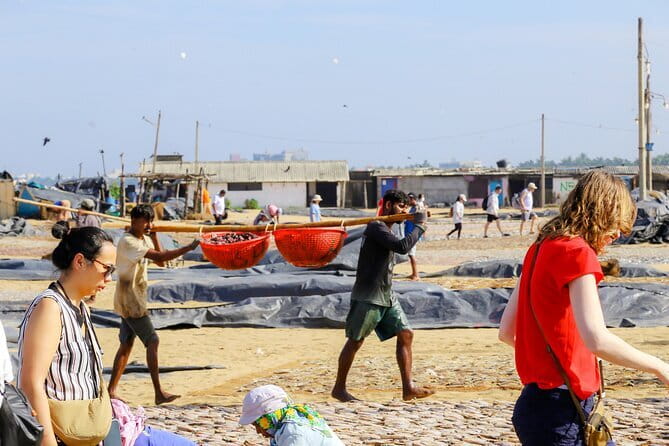 Negombo City Tour by Tuk Tuk - Dried Fish, Lagoon Fishing, and Browns Beach: What You’re Really Seeing