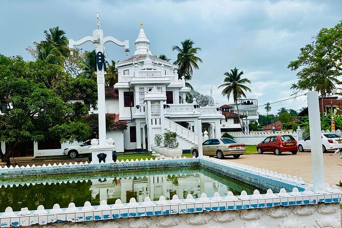 Negombo City Tour by Tuk Tuk with hotel pickup - Negombo Lagoon: calm water and birds, plus an optional boat ride