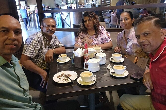 Negombo City Tour by TUK TUK with Rome - Lellama Fish Market: the fast hit of Negombo’s fishing life