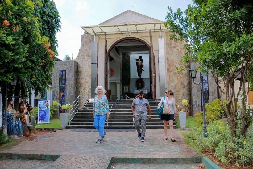 Negombo: private half day city tour with hotel transfers - Price and value: $37 for a short, high-density loop