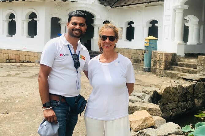 Nice 10 Days Tour in Sri Lanka - Kandy and Dambulla: Temple Stops and Hill-Country Atmosphere