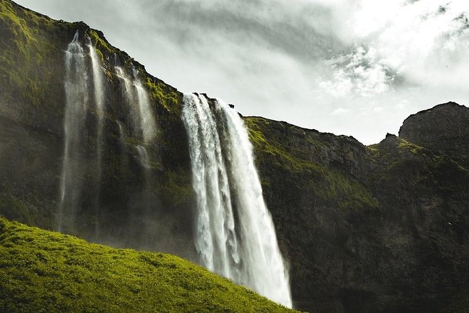 Nuwaraeliya Day Tour & Kithulgala Water Rafting from Kandy,Colombo or Ella - Gregory Lake: a British-era landmark with a calm pause