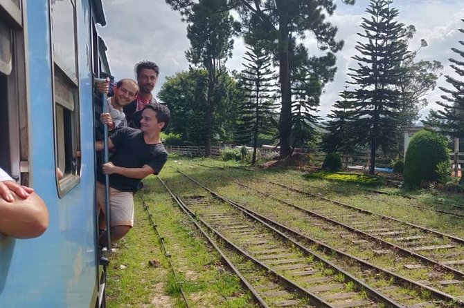 Nuwaraeliya (Nanuoya) to Ella Reserved Train Tickets - Boarding at Nuwara Eliya: what “reserved paper tickets” mean in real life