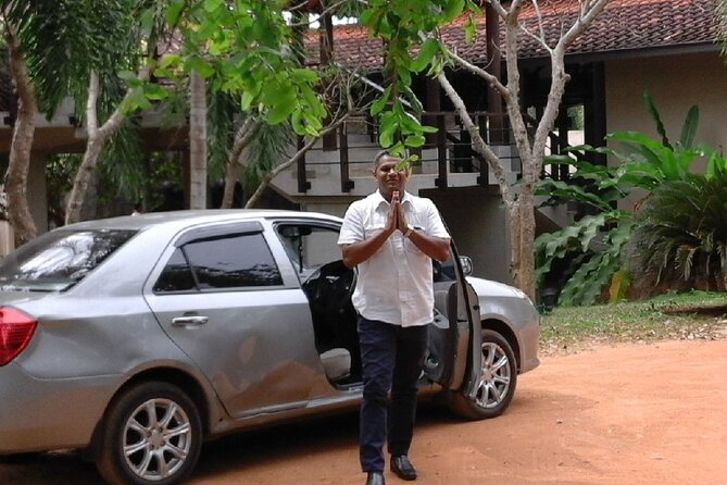 Private arrival transfer from the Airport to your booked hotel in Negombo - What happens at Bandaranayake Airport when you arrive