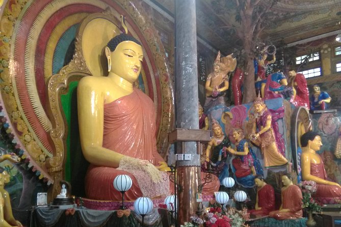 Private City tour in Colombo By tuk tuks or Cars - Independence Memorial Hall: 30 minutes that reset the pace