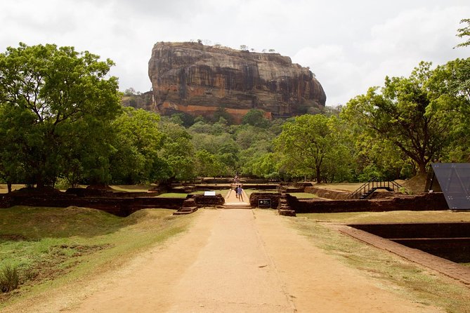 Private Day Trip to Sigiriya, cave and National park Safari Tour - Timing, traffic, and why you shouldn’t schedule your evening too tightly