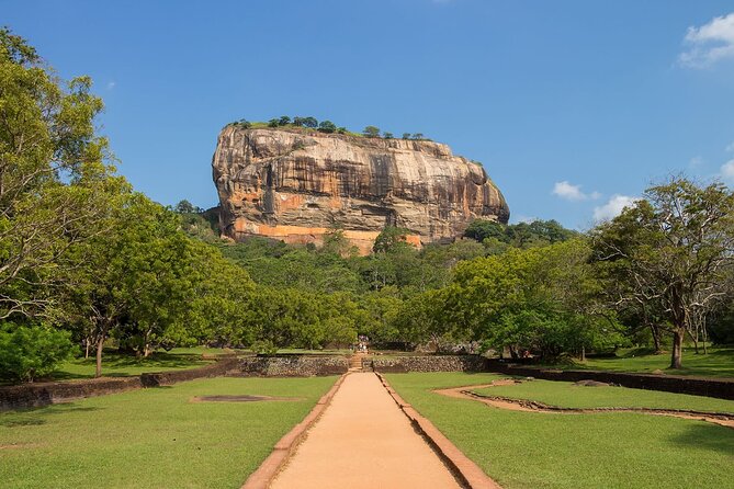 Private Multi-Day Outdoor Tour in Sri Lanka - Negombo to Colombo: a route that reduces backtracking