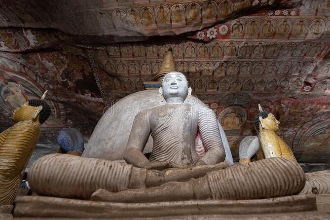 Private Sigiriya Day Tour and Authentic Sri Lankan Lunch Buffet - The authentic Sri Lankan lunch buffet: not an afterthought