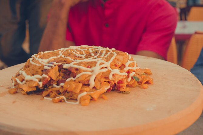 Rustic taste & Cultural tales Food Tour Colombo - Cinnamon Gardens: a calmer start with city-life momentum