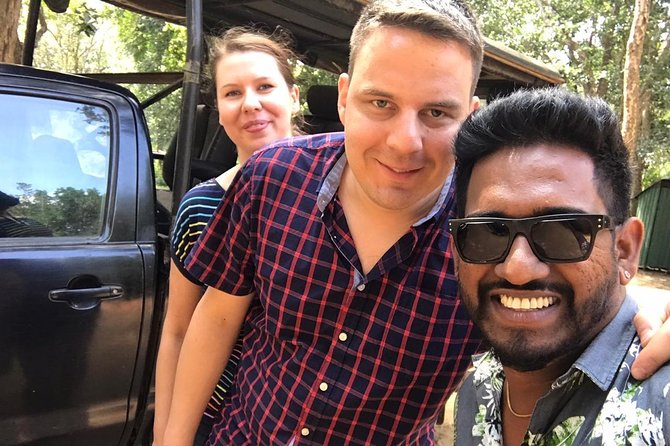 Safari at Wilpattu National Park from Negombo (All inclusive day tour) - Lunch and Bottled Water: Eating Without Losing the Day