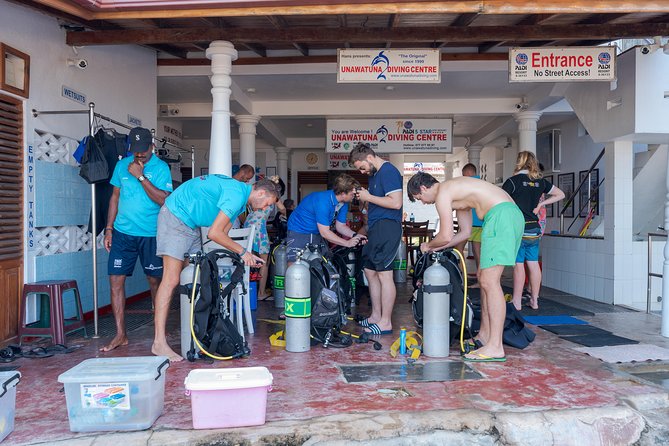 Scuba Diving For Beginners - Price and Extras: How the 84.09 Fits Into Your Day