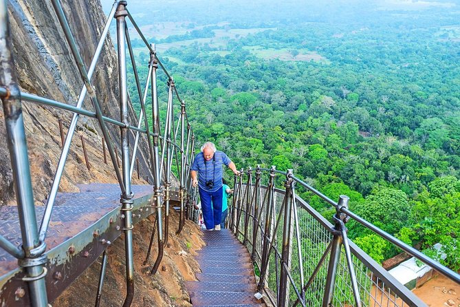 Sigiriya and Dambulla Tour (All Inclusive) - From Negombo at 6:00 am: how the day is timed