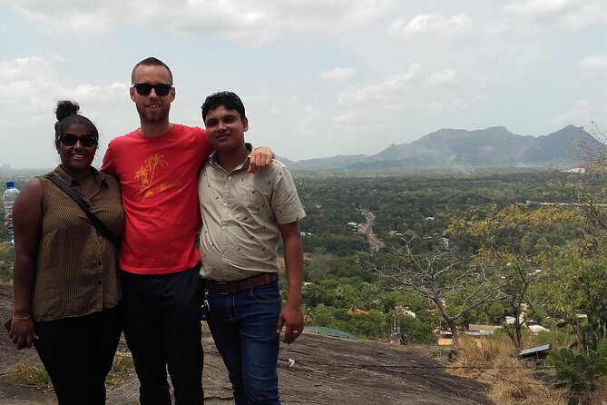 Sigiriya Day Trip with Experts - Stop 2: Dambulla Cave Temple and Its 160-Meter Rock Setting