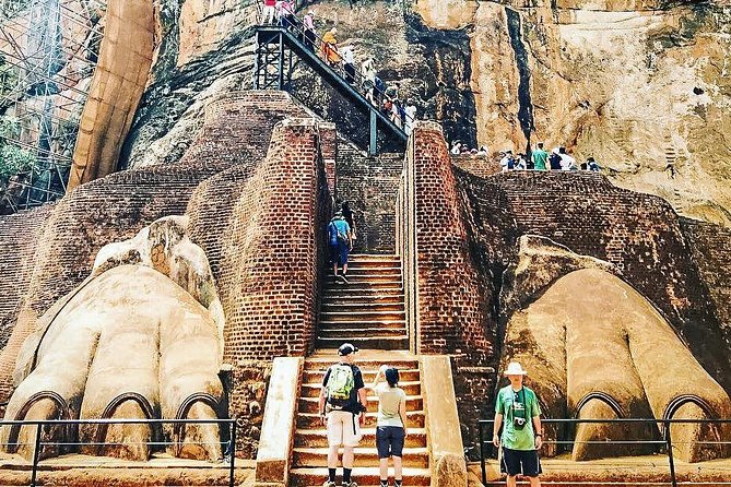Sigiriya, Polonnaruwa & Dambulla "Trilogy" Day Tour from Colombo - Stop 1: Sigiriya Rock Fortress—plan for climbing and murals